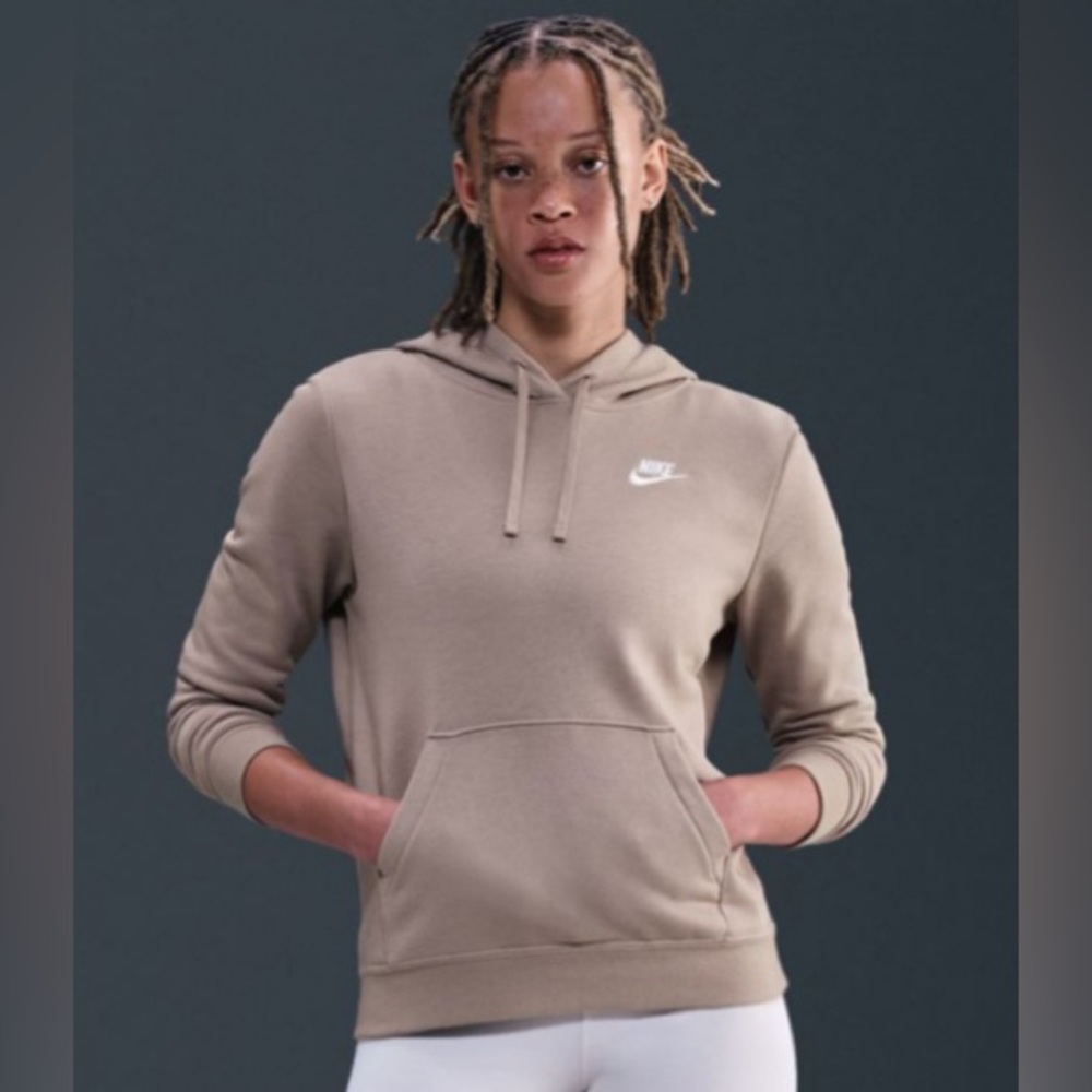 Nike Woman’s fleece hoodie sweatshirt large NWT